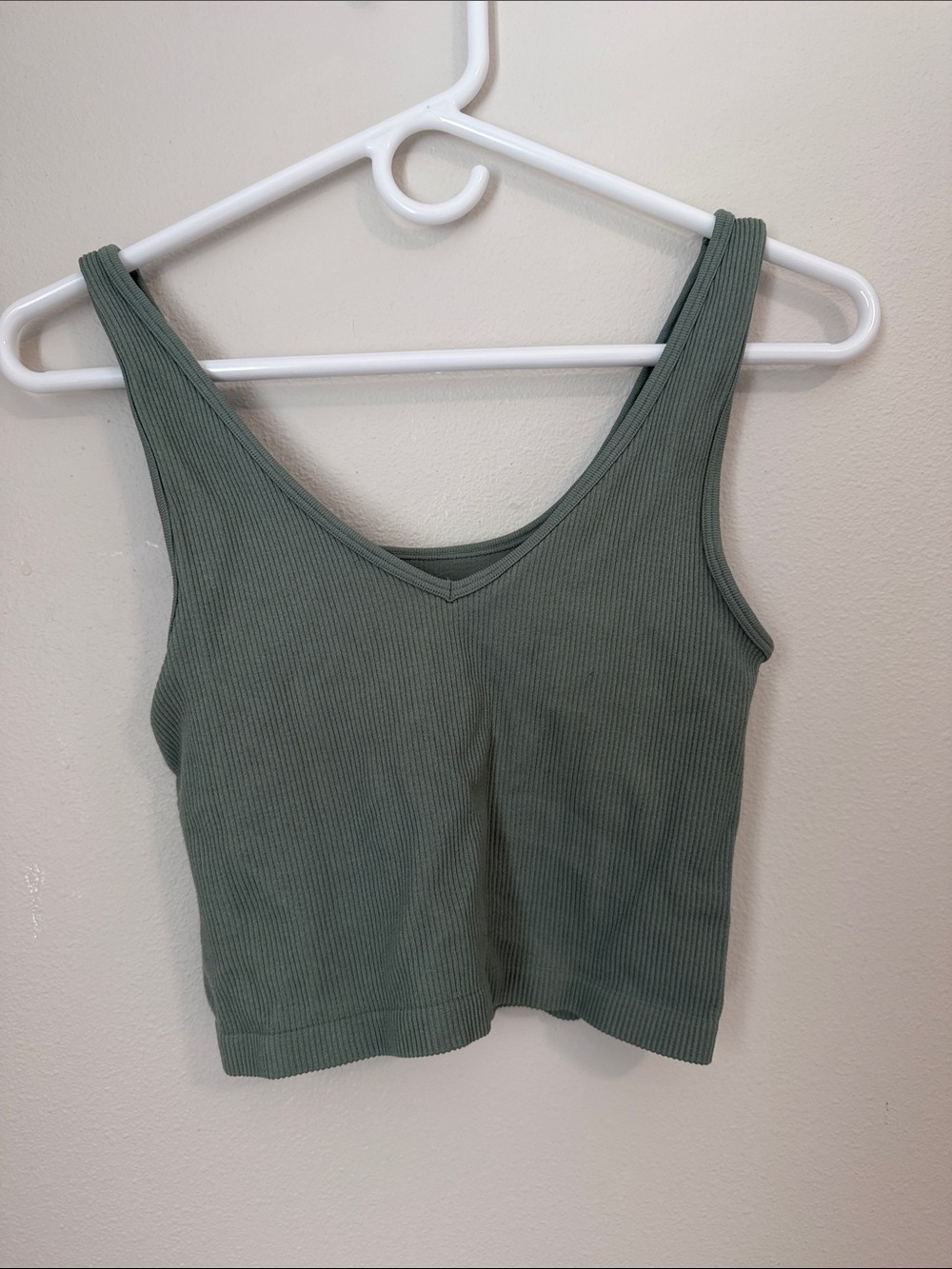 Aeropostale WomensRibbed V-Neck Tank Top - Green